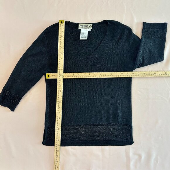 JOSEPH A Qu'est que c'est Silk Vtg Silk Metallic Sweater with Beaded Trim - Sz M - Picture 4 of 9